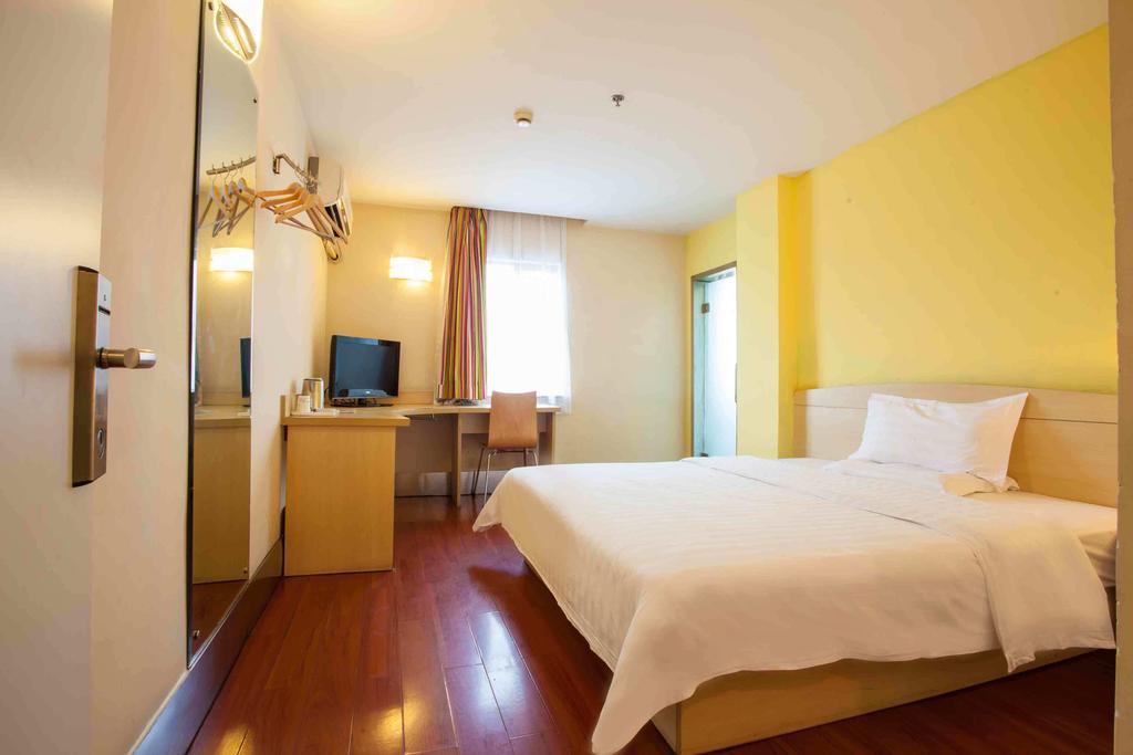 7Days Inn Wuhan Zongguan Exterior photo