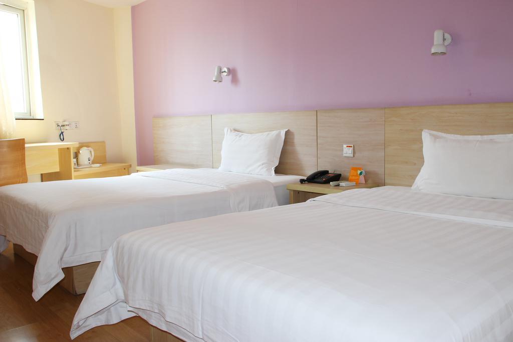 7Days Inn Wuhan Zongguan Room photo