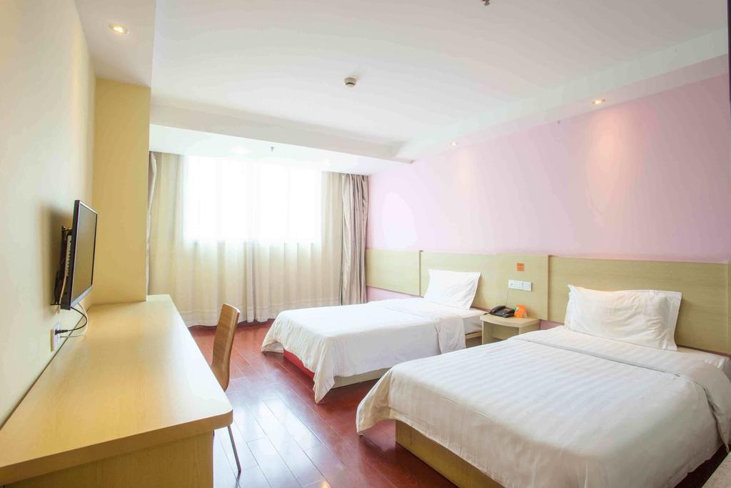 7Days Inn Wuhan Zongguan Room photo