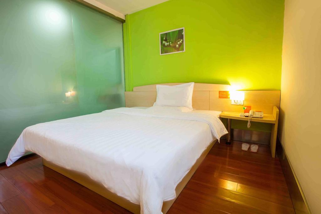 7Days Inn Wuhan Zongguan Room photo