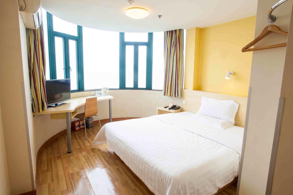 7Days Inn Wuhan Zongguan Room photo